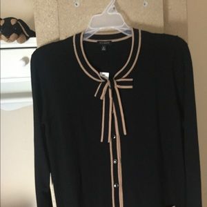 Lightweight sweater/blouse button down size M